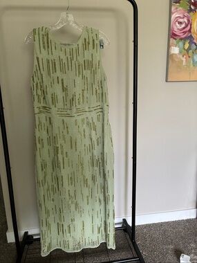 Mac Duggal Pistachio Sequin Midi Dress